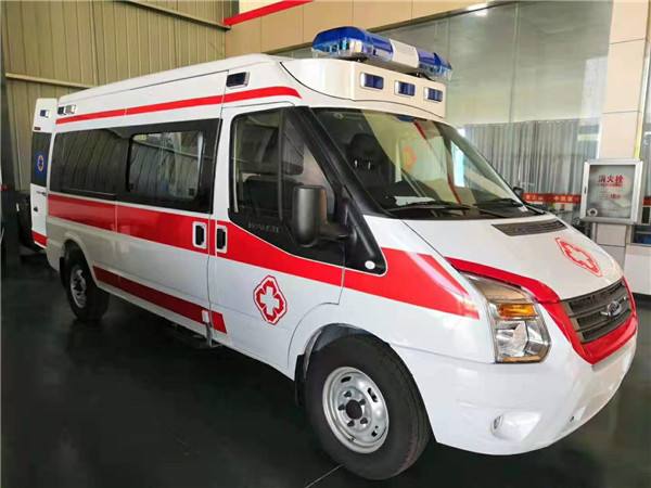 鲁甸县福特V362救护车